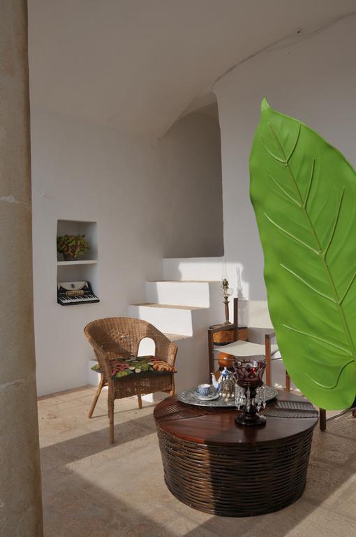 Palazzo Agrusti - Residenza D'Epoca Bed & Breakfast อัลเบโรเบลโล ภายนอก รูปภาพ