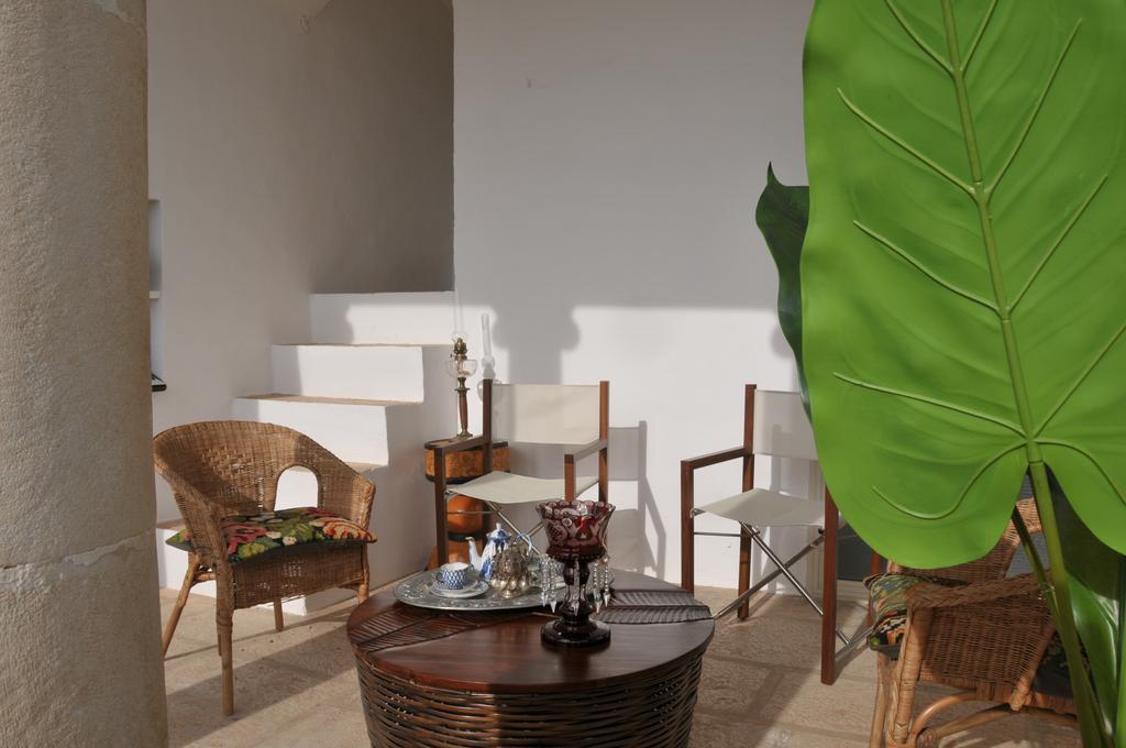 Palazzo Agrusti - Residenza D'Epoca Bed & Breakfast อัลเบโรเบลโล ภายนอก รูปภาพ
