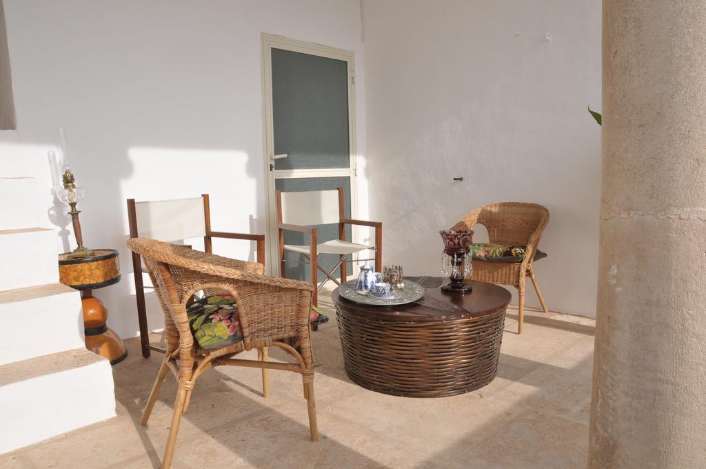 Palazzo Agrusti - Residenza D'Epoca Bed & Breakfast อัลเบโรเบลโล ภายนอก รูปภาพ