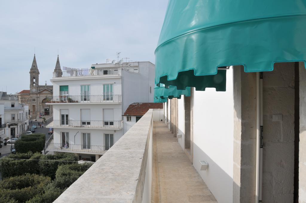 Palazzo Agrusti - Residenza D'Epoca Bed & Breakfast อัลเบโรเบลโล ภายนอก รูปภาพ