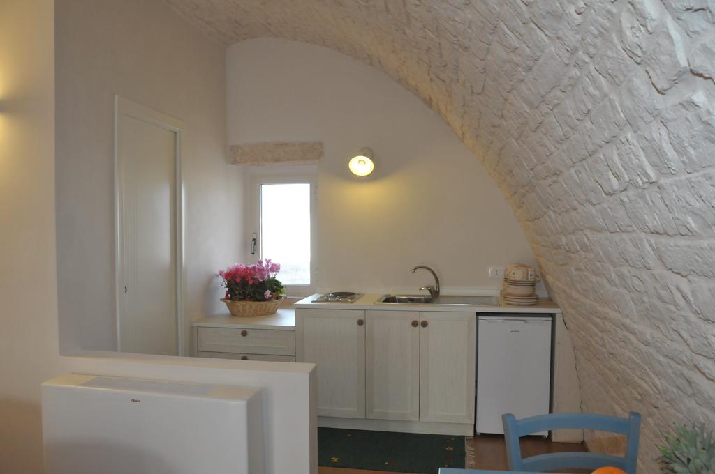 Palazzo Agrusti - Residenza D'Epoca Bed & Breakfast อัลเบโรเบลโล ห้อง รูปภาพ